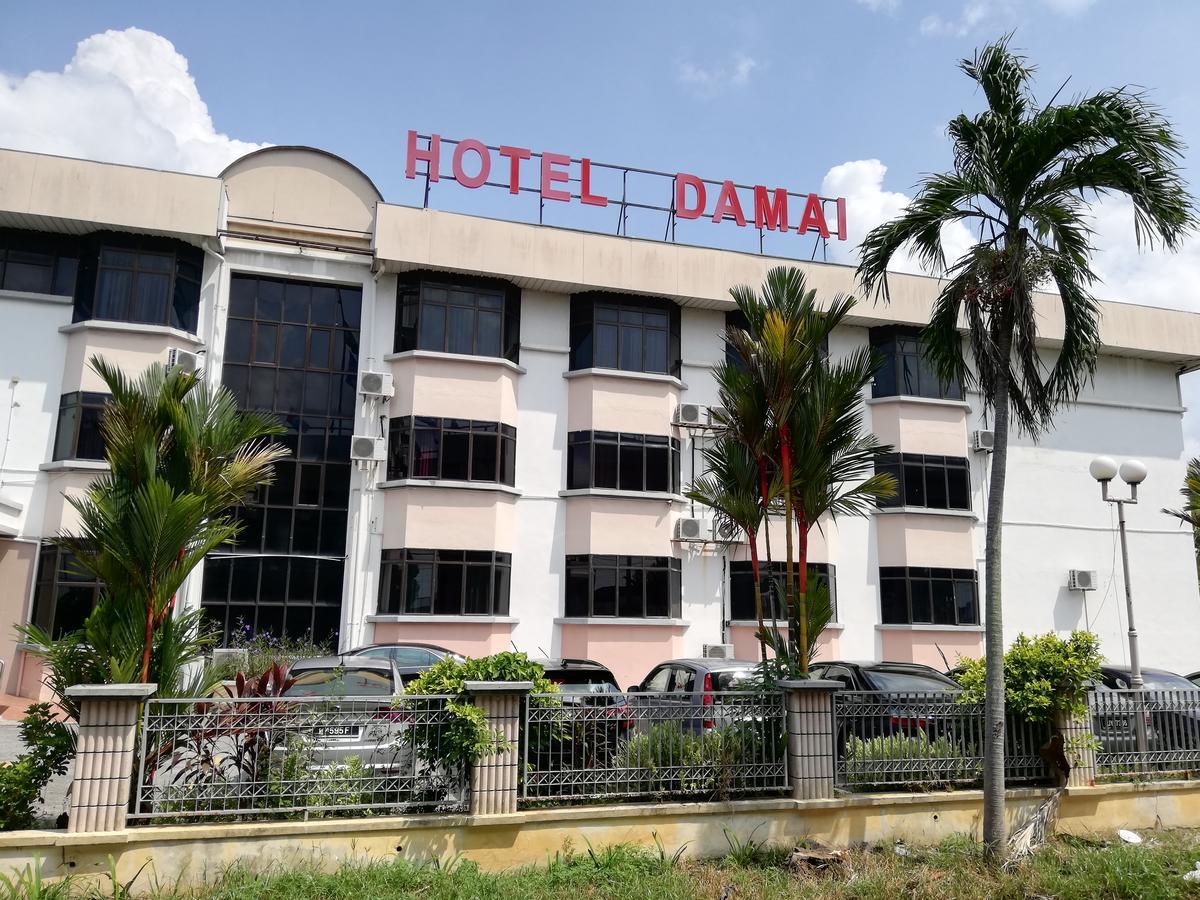 Hotel Damai Парит-Бунтар Экстерьер фото